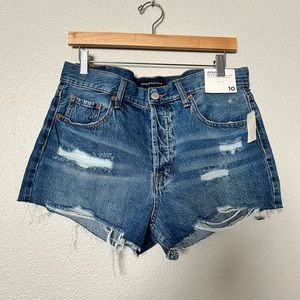 Boyfriend Style Cuttof Short